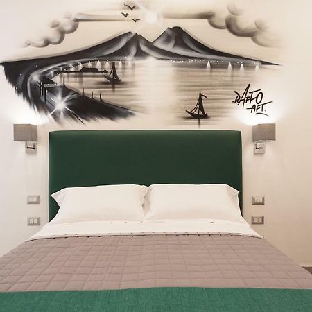 B&B Toledo One Наполи Екстериор снимка