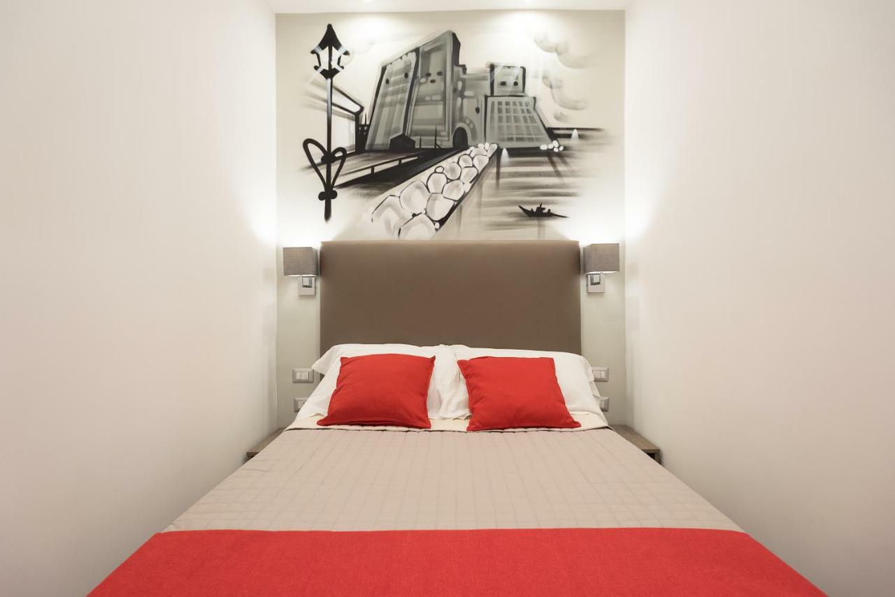 B&B Toledo One Наполи Екстериор снимка