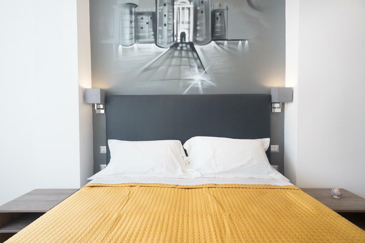 B&B Toledo One Наполи Екстериор снимка
